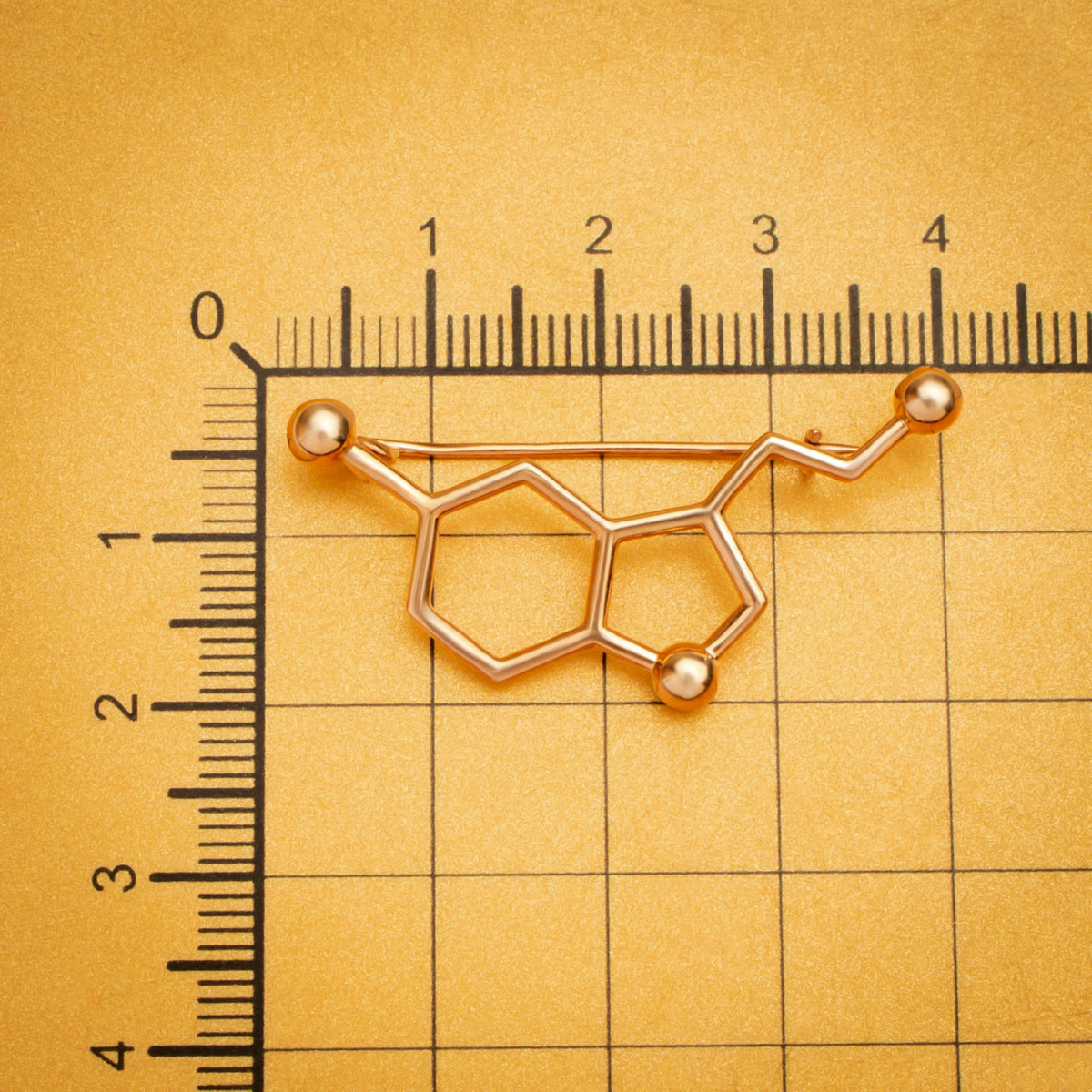 Брошь "Серотонин" позолота