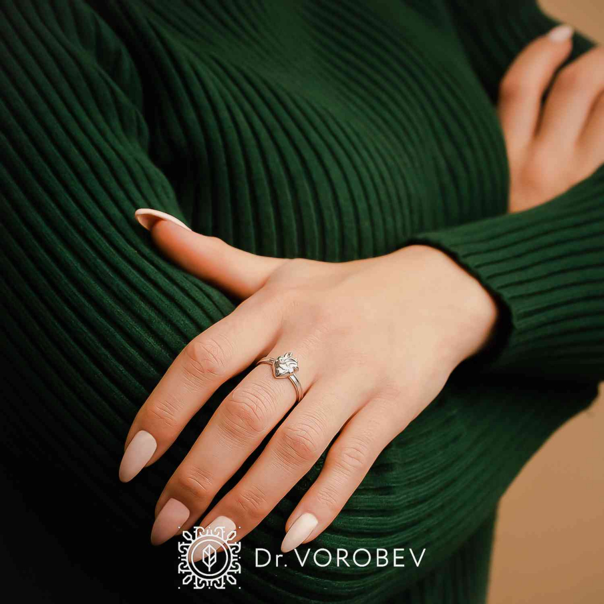 Кольцо "Сердце с сосудами" Au 585
